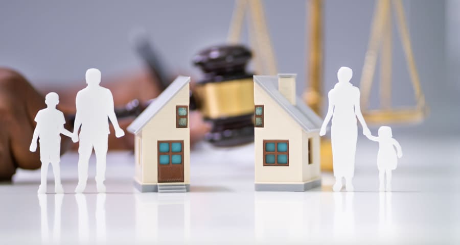 concept of family law, divorce & child custody process, contact Mims Ballew Hollingsworth | Family Law for help.